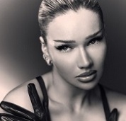 Shirin david on a pic from 2021